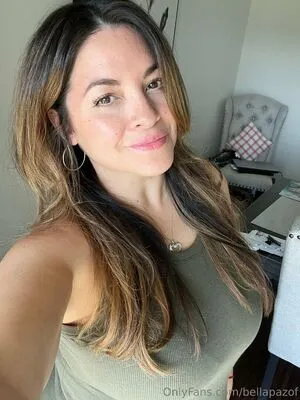 Bellapazof OnlyFans Leaked Free Thumbnail Picture - #U6cdAyxshE