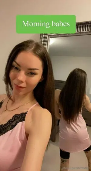 Bellapetitewifey OnlyFans Leaked Free Thumbnail Picture - #H1XsWp2H4i