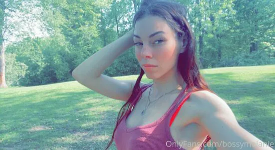 Bellapetitewifey OnlyFans Leaked Free Thumbnail Picture - #fZEhWihJYh