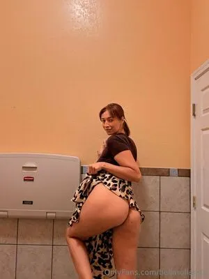 Bellarollandx OnlyFans Leaked Free Thumbnail Picture - #LtlYO48FFw