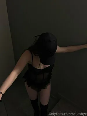 Bellashyx OnlyFans Leaked Free Thumbnail Picture - #4Y1dtFL6lR