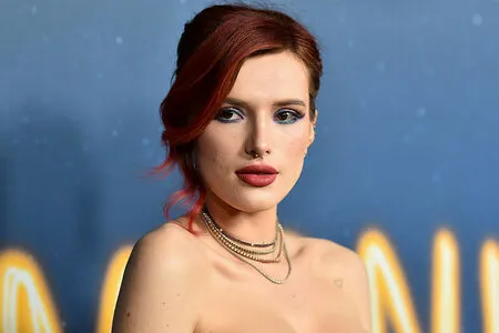 Bellathorne OnlyFans Leaked Free Thumbnail Picture - #Ct1Zh2xqmd