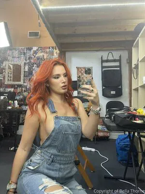 Bellathorne OnlyFans Leaked Free Thumbnail Picture - #HyjXzpewuo