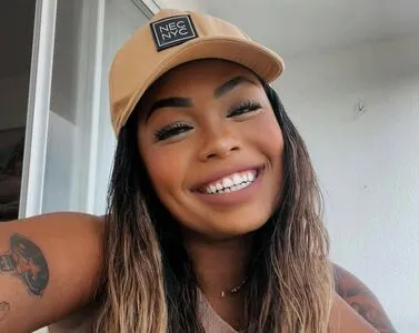 Belle Daltro OnlyFans Leaked Free Thumbnail Picture - #Mbii13NZo0