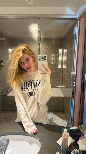 Belle Delphine OnlyFans Leaked Free Thumbnail Picture - #1Od6GtdxpE