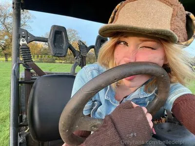 Belle Delphine OnlyFans Leaked Free Thumbnail Picture - #POVusMqAKC