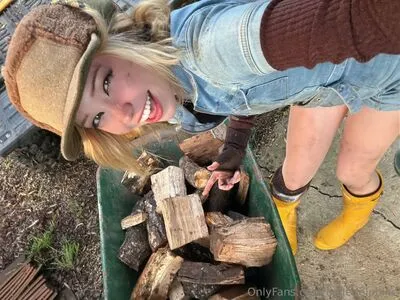 Belle Delphine OnlyFans Leaked Free Thumbnail Picture - #QlGwkeIskI