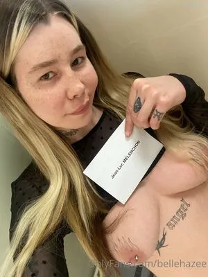 Bellehazee OnlyFans Leaked Free Thumbnail Picture - #8gCWxDZ3K4
