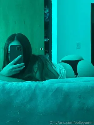 Belleyumm OnlyFans Leaked Free Thumbnail Picture - #gfg2B7L3aq
