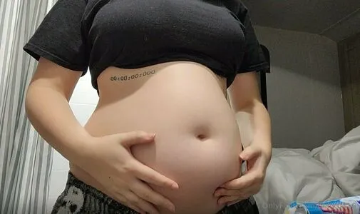 Belly OnlyFans Leaked Free Thumbnail Picture - #AmIvKcIt5n