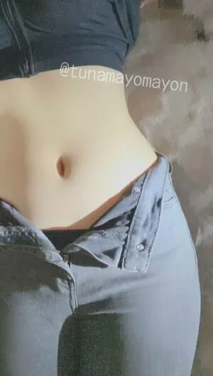 Belly Button OnlyFans Leaked Free Thumbnail Picture - #6CeGVbey8d