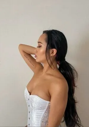 Belnotbella OnlyFans Leaked Free Thumbnail Picture - #PlcEEc39iS