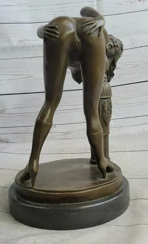 Bend Over OnlyFans Leaked Free Thumbnail Picture - #fnMeDBJVv5