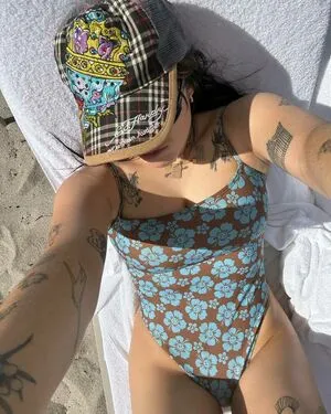 Benee OnlyFans Leaked Free Thumbnail Picture - #aVZdqvPqvr