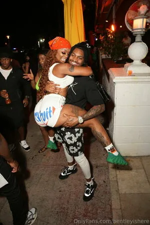 Bentleyishere OnlyFans Leaked Free Thumbnail Picture - #mD0dzm5IQ6