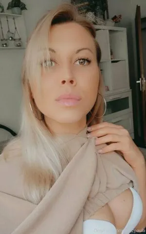 Benzpaula OnlyFans Leaked Free Thumbnail Picture - #MGvmwBoiq2
