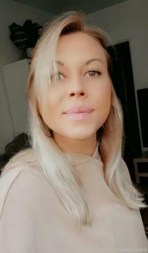 Benzpaula OnlyFans Leaked Free Thumbnail Picture - #x928YpLj0T