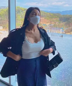 Beo Deul Jeong OnlyFans Leaked Free Thumbnail Picture - #UAIAWeP9DK