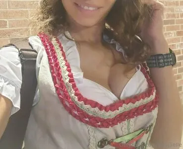 Beojjielle OnlyFans Leaked Free Thumbnail Picture - #M3EoEer4pA