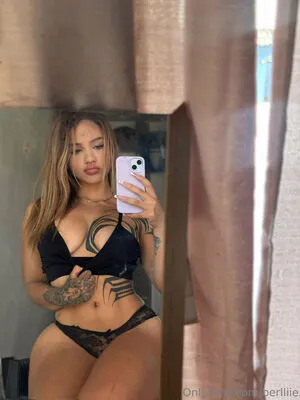 Berlliie OnlyFans Leaked Free Thumbnail Picture - #3ejoBi0oeU