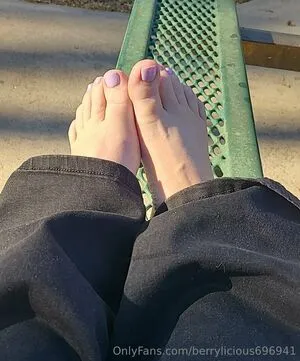 Berrylicious696941 OnlyFans Leaked Free Thumbnail Picture - #GOuBDgfE0C