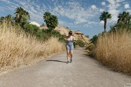 Bess Breast OnlyFans Leaked Free Thumbnail Picture - #DA2wafCwzw