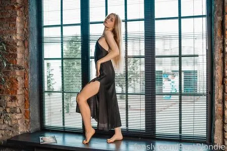 Bestblondiiecb OnlyFans Leaked Free Thumbnail Picture - #3iX5jUMKi7