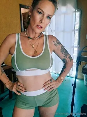 Bestmomvideo OnlyFans Leaked Free Thumbnail Picture - #DYyREjcZfM