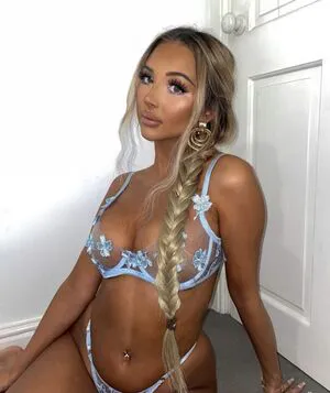 Beth Amelia OnlyFans Leaked Free Thumbnail Picture - #XLuf1QCo17