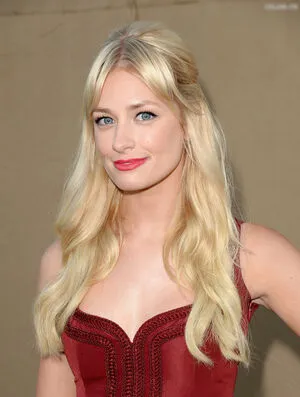 Beth Behrs OnlyFans Leaked Free Thumbnail Picture - #6DBIp30A5t