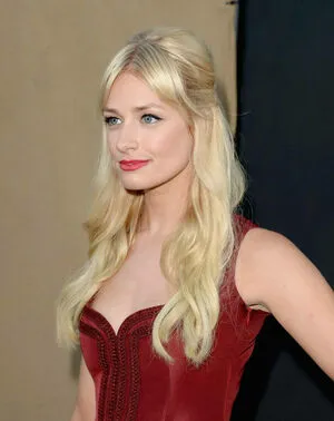 Beth Behrs OnlyFans Leaked Free Thumbnail Picture - #uKACGfo1s9