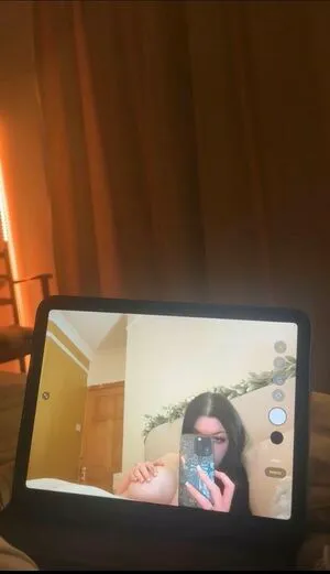 Beth Jones OnlyFans Leaked Free Thumbnail Picture - #1M94M27PPF