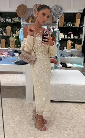 Bethenny Frankel OnlyFans Leaked Free Thumbnail Picture - #0HhaAsjiDY