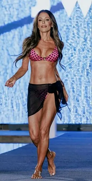 Bethenny Frankel OnlyFans Leaked Free Thumbnail Picture - #HB48K6c01m