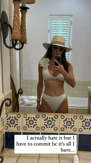 Bethenny Frankel OnlyFans Leaked Free Thumbnail Picture - #N3Ivunkw25