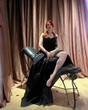 Betony Vernon OnlyFans Leaked Free Thumbnail Picture - #SwWYCQ1uz9