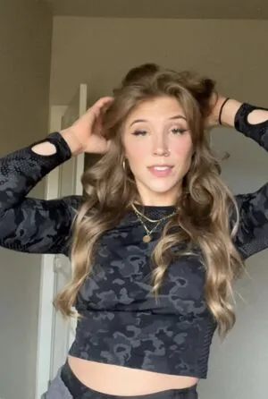 Betsy Parmley OnlyFans Leaked Free Thumbnail Picture - #DJeoC9Gjiq