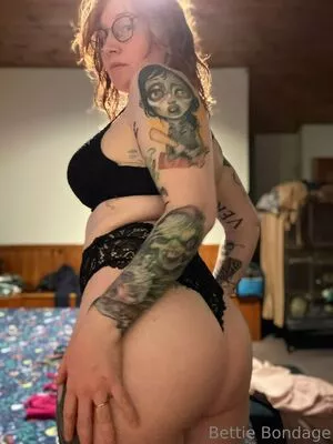 Bettie Bondage OnlyFans Leaked Free Thumbnail Picture - #AO692T29SU