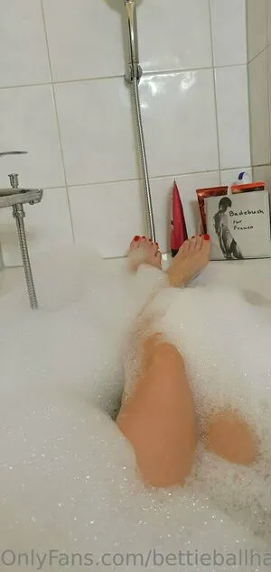 Bettieballhaus OnlyFans Leaked Free Thumbnail Picture - #aKSh91YnTV