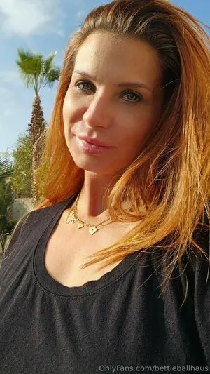 Bettieballhaus OnlyFans Leaked Free Thumbnail Picture - #rcLmgXs7IF