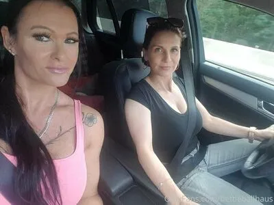 Bettieballhaus OnlyFans Leaked Free Thumbnail Picture - #v5KumvvcEl