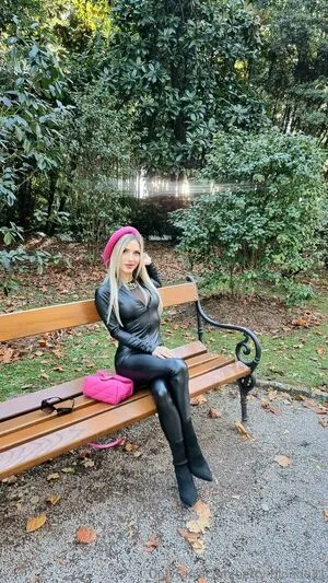 Betty Blonde31 OnlyFans Leaked Free Thumbnail Picture - #4OcWDv0nzm