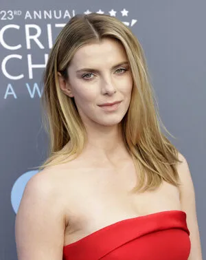 Betty Gilpin OnlyFans Leaked Free Thumbnail Picture - #Mp0yD2KAHR