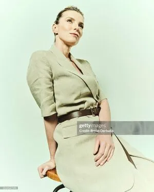 Betty Gilpin OnlyFans Leaked Free Thumbnail Picture - #TXjNoIuacG