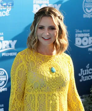 Beverley Mitchell OnlyFans Leaked Free Thumbnail Picture - #8MhZizqbw3