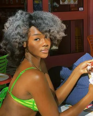 Beverly Pierre OnlyFans Leaked Free Thumbnail Picture - #HFnsEbIqV2