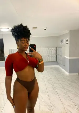 Beverly Pierre OnlyFans Leaked Free Thumbnail Picture - #niMiOPxydl