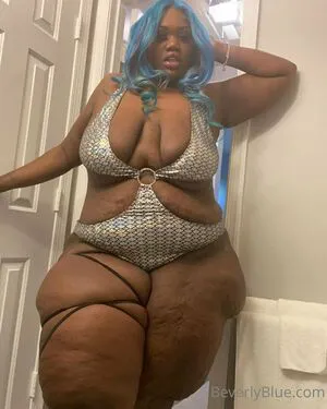 Beverlyblue3x OnlyFans Leaked Free Thumbnail Picture - #C107nG1SLH