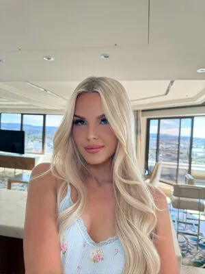 Beverlybluee OnlyFans Leaked Free Thumbnail Picture - #Lv3N01jIv9