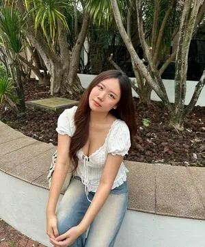 Beverlyloh OnlyFans Leaked Free Thumbnail Picture - #X2Bf0PwsFD